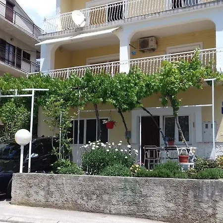 Διαμέρισμα With A Parking Space Selce, Crikvenica - 14383 Selce