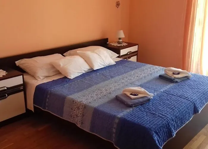 Appartamento With A Parking Space Selce, Crikvenica - 14383 *